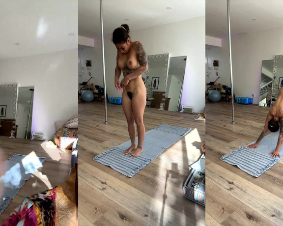 Erotic Medusa aka eroticmedusa - 12-02-2023 OnlyFans Video - Stream started at 12022023 1000 AM Nude Yoga flow